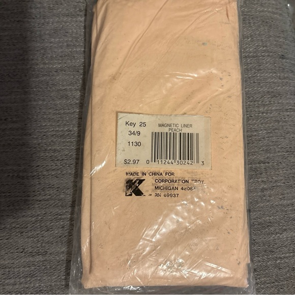 VTG Vinyl Shower Curtain Liner Magnetic Bottom Mildew Resistant Peach NOS 70x71 - Picture 3 of 3